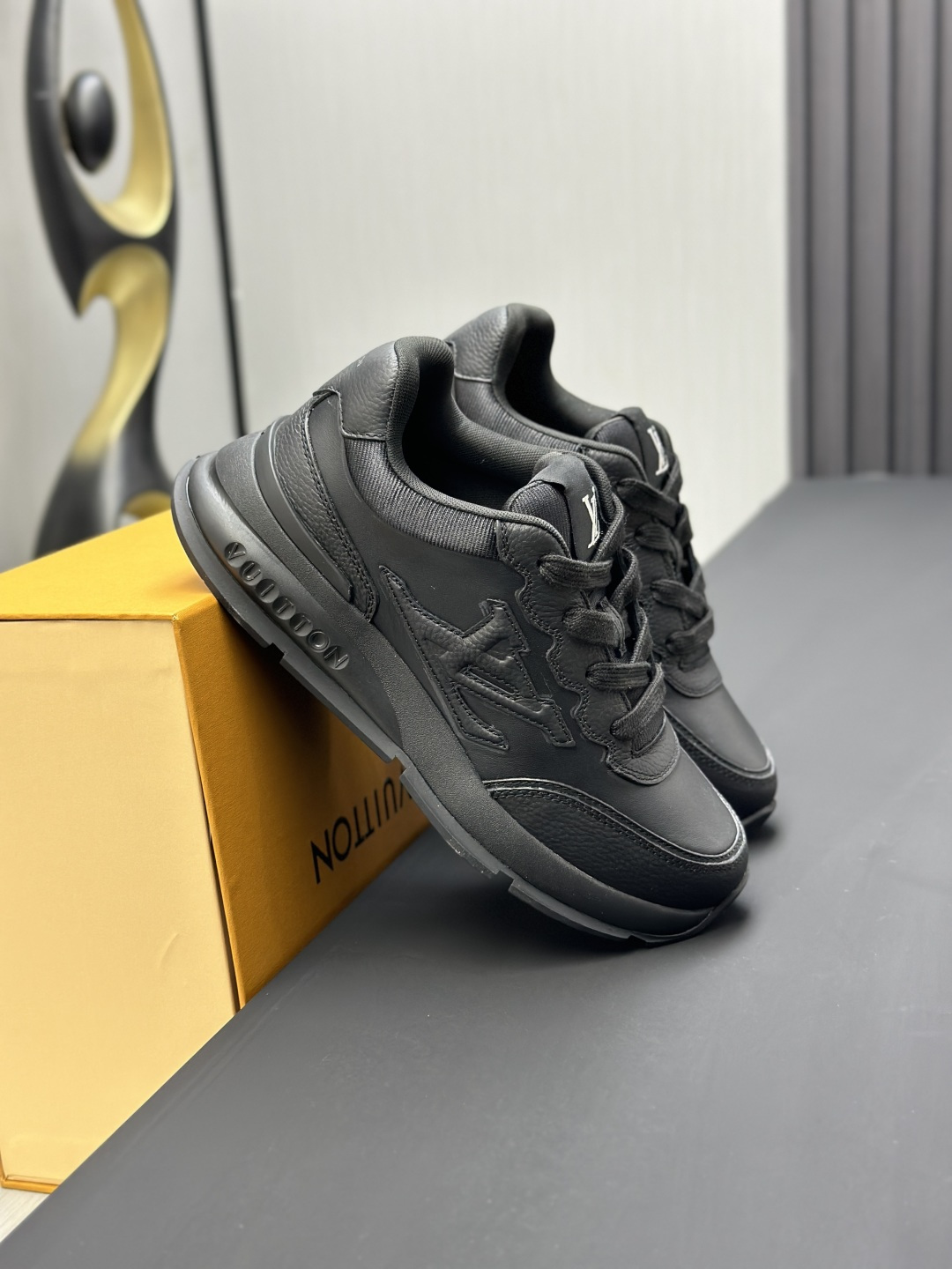 Male Basic Shoes Mesh L