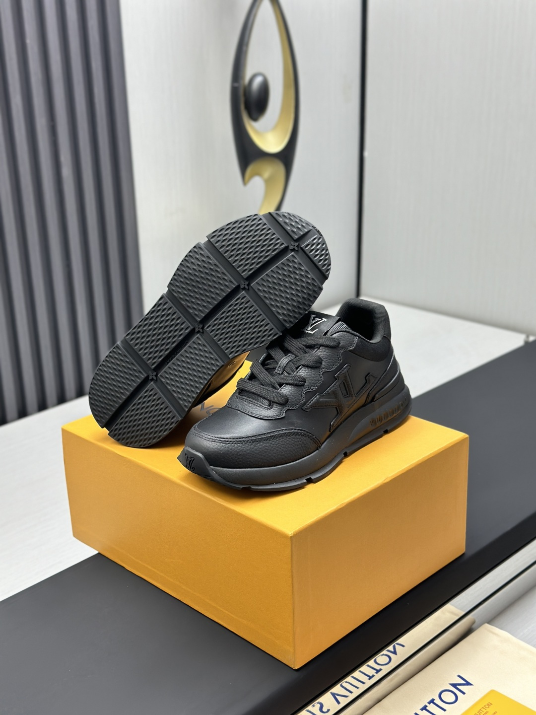 Male Basic Shoes Mesh L