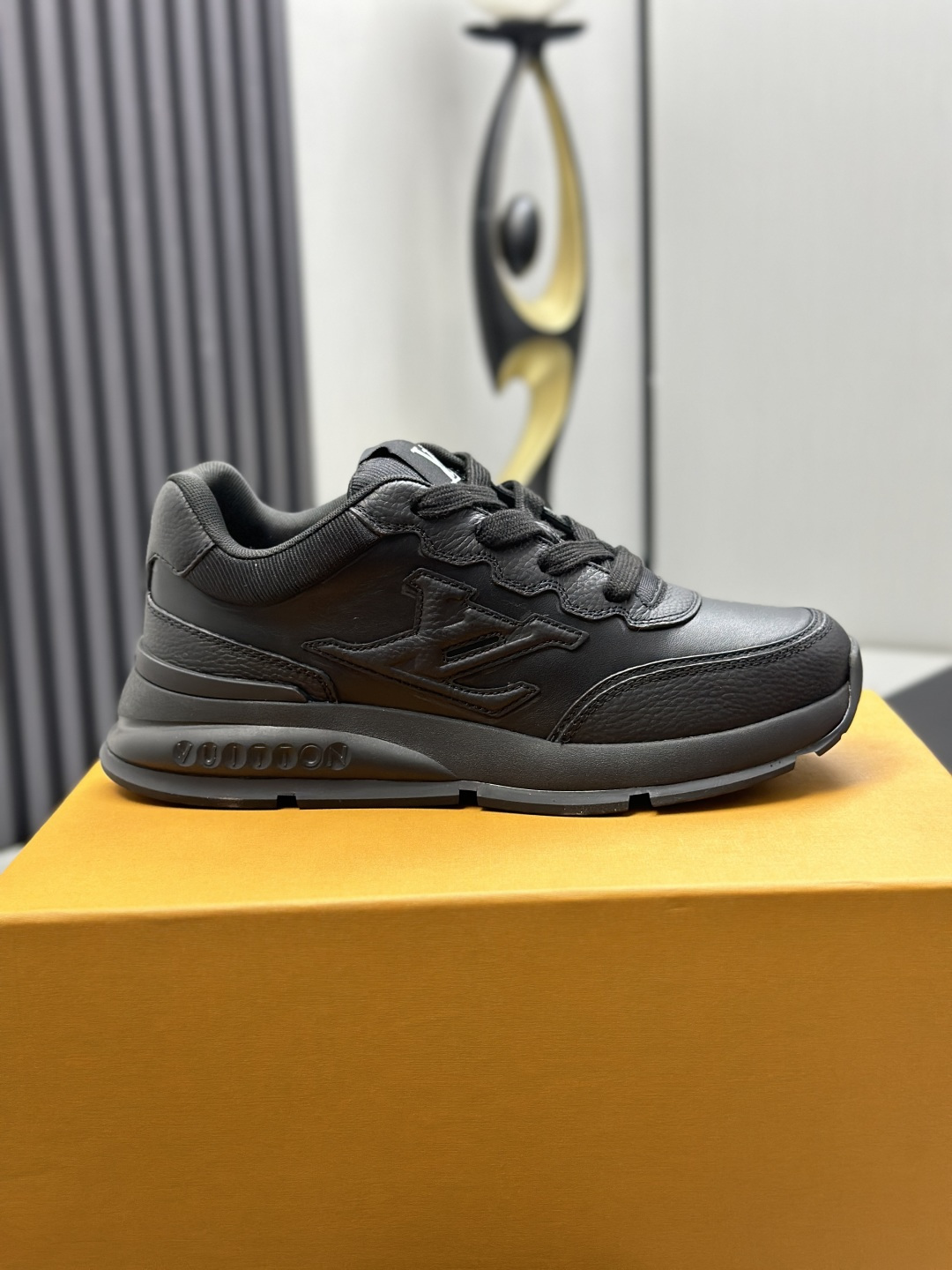 Male Basic Shoes Mesh L