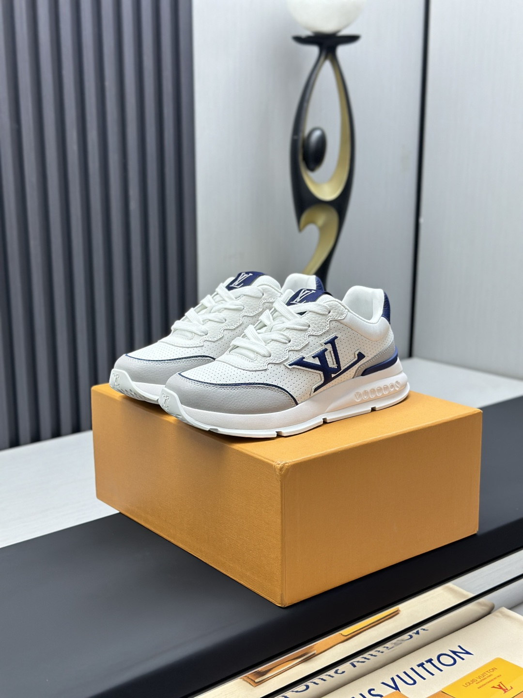 Male Basic Shoes Mesh L