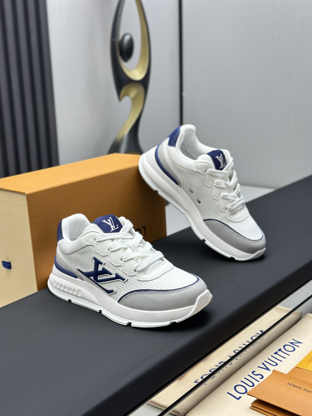 Male Basic Shoes Mesh L