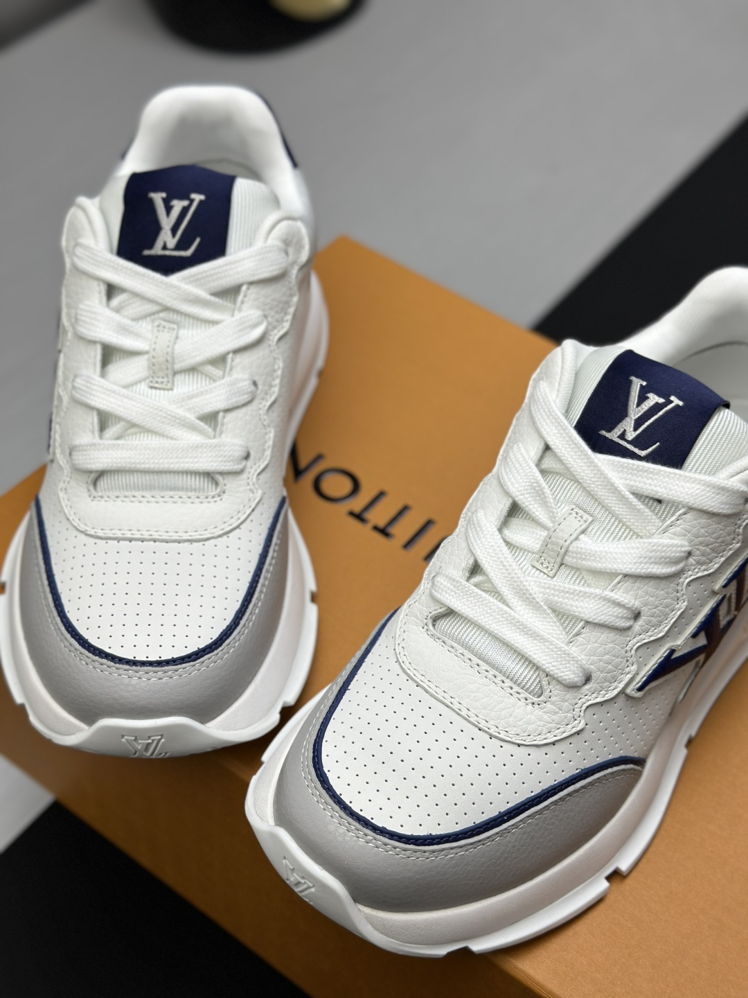 Male Basic Shoes Mesh L