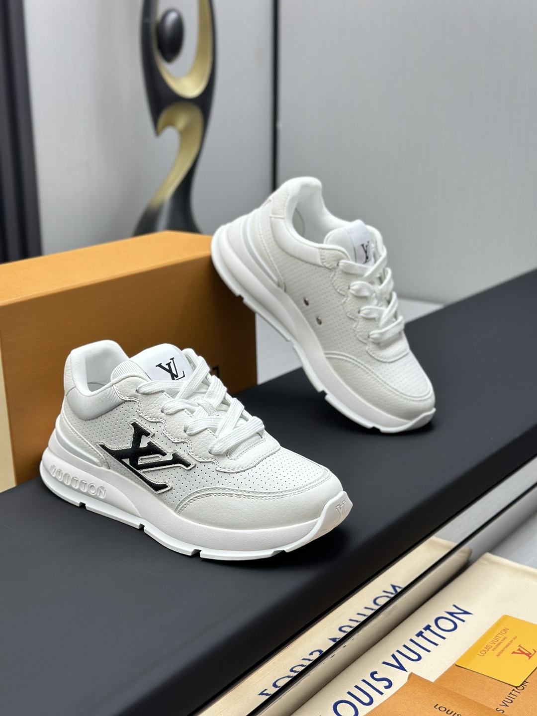 Male Basic Shoes Mesh L