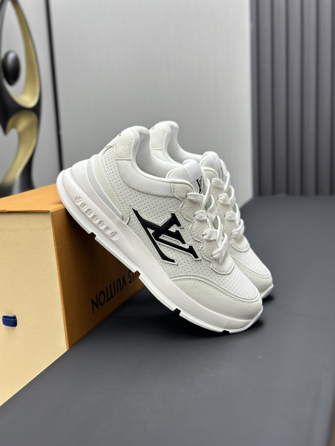 Male Basic Shoes Mesh L