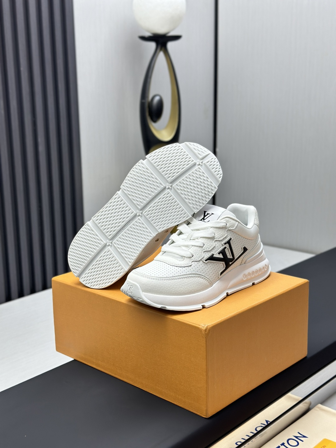 Male Basic Shoes Mesh L