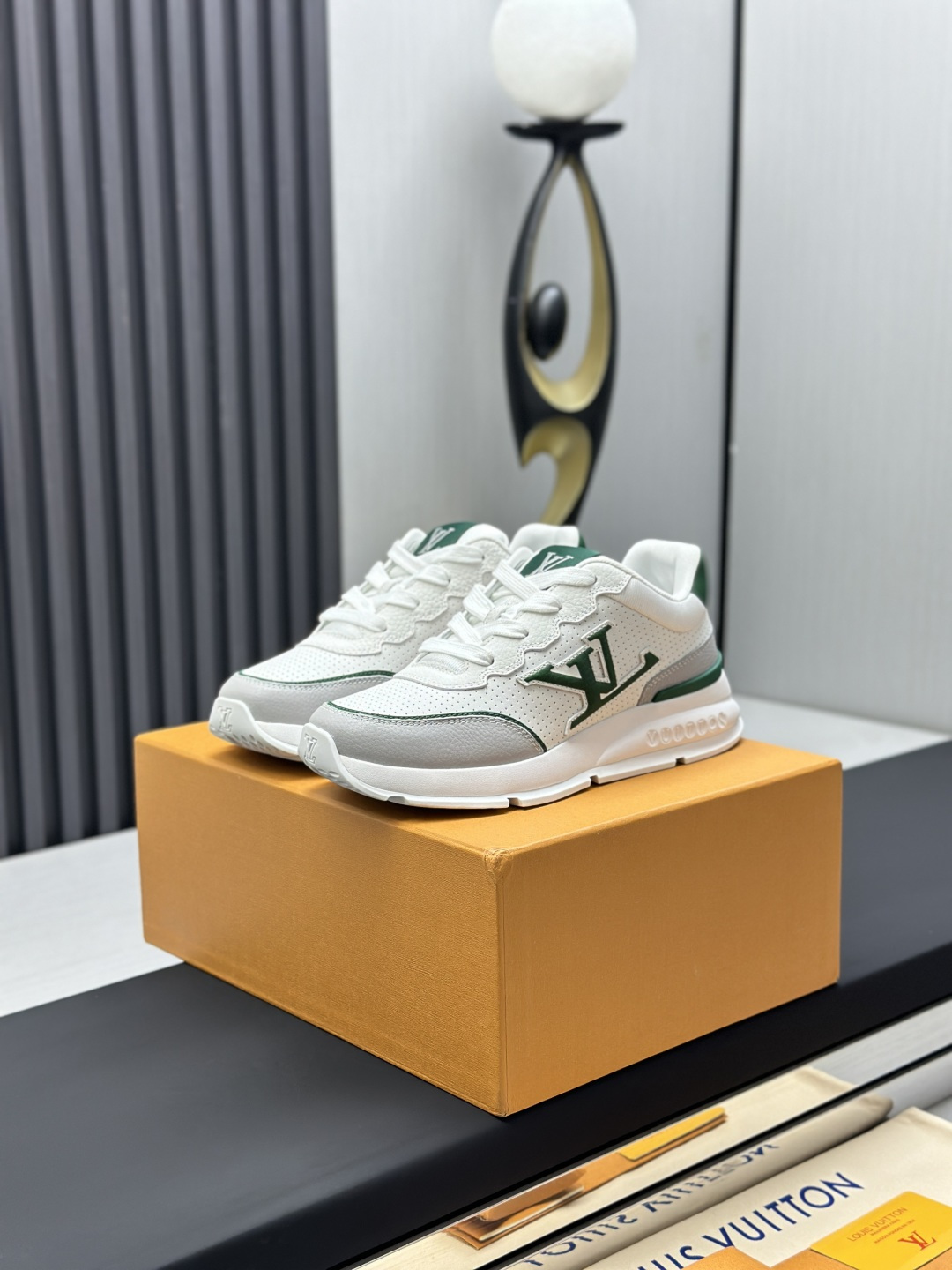 Male Basic Shoes Mesh L