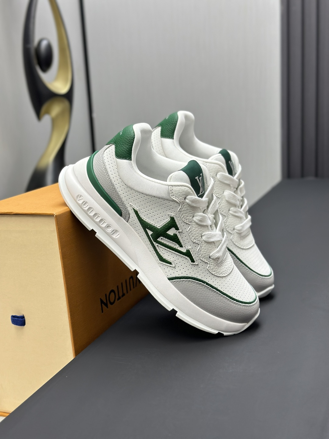 Male Basic Shoes Mesh L