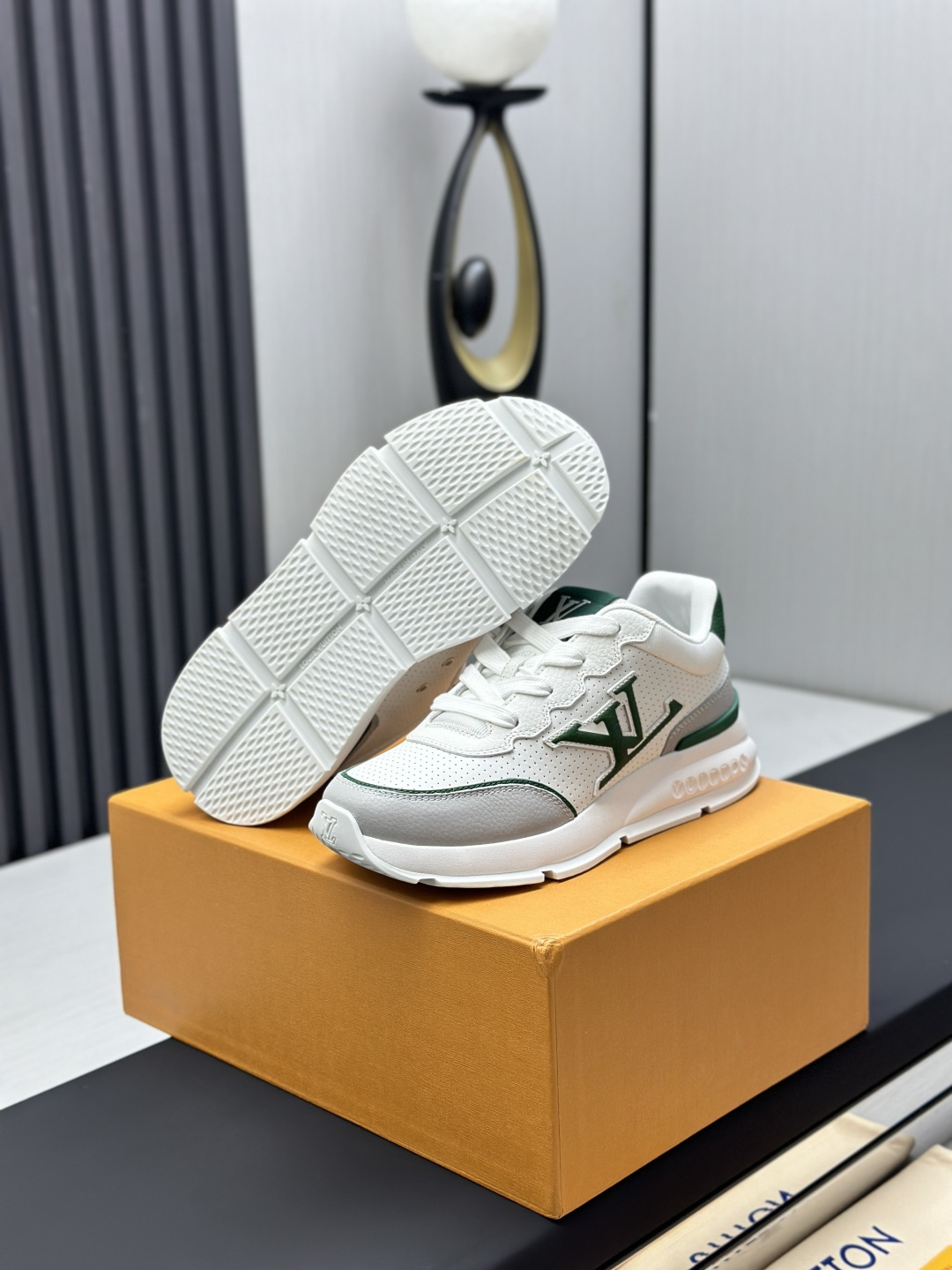 Male Basic Shoes Mesh L