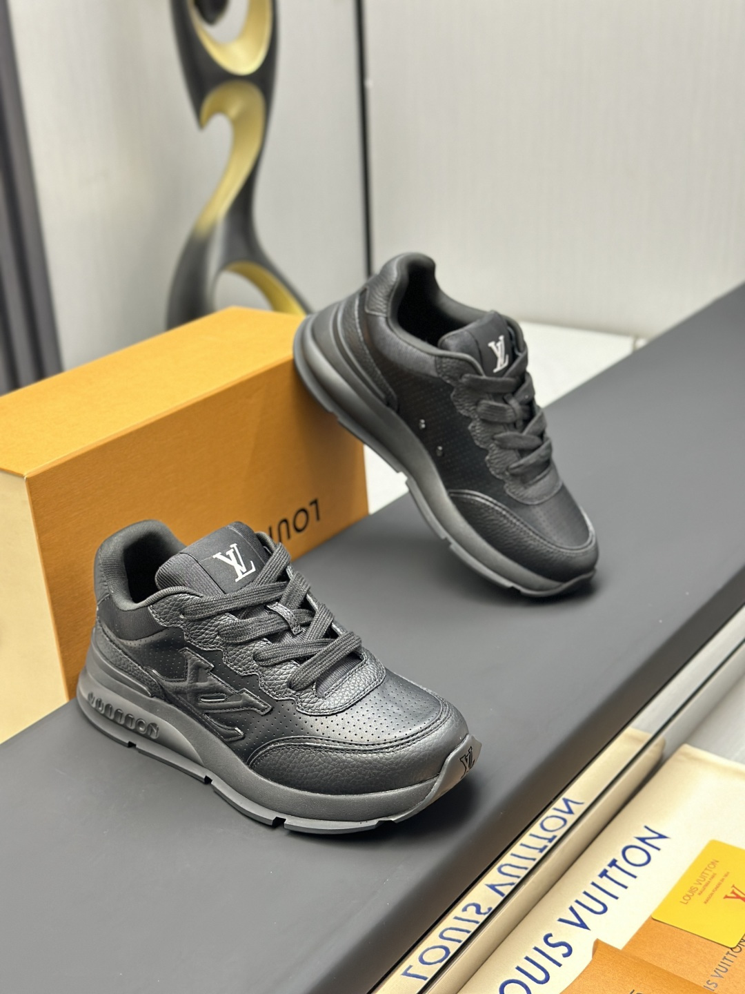 Male Basic Shoes Mesh L