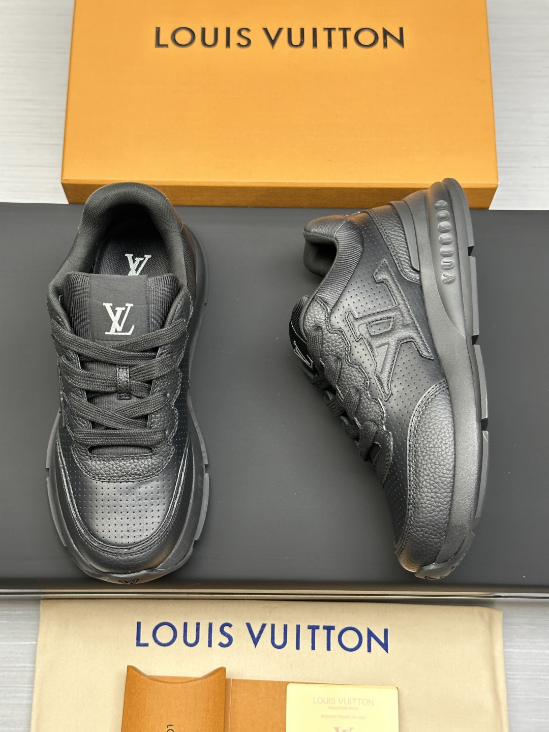 Male Basic Shoes Mesh L