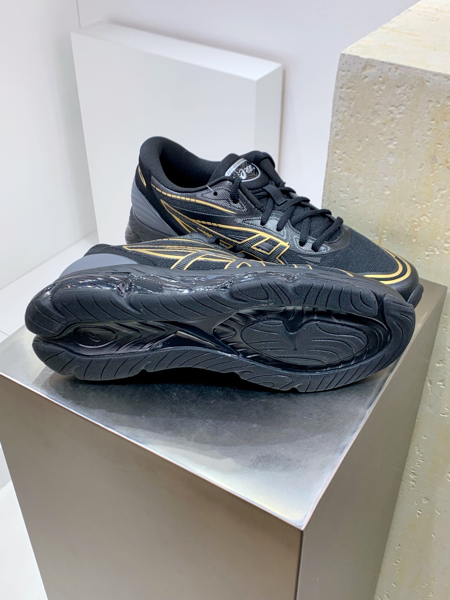 Asics Male Running Shoes Breathable M-l-s