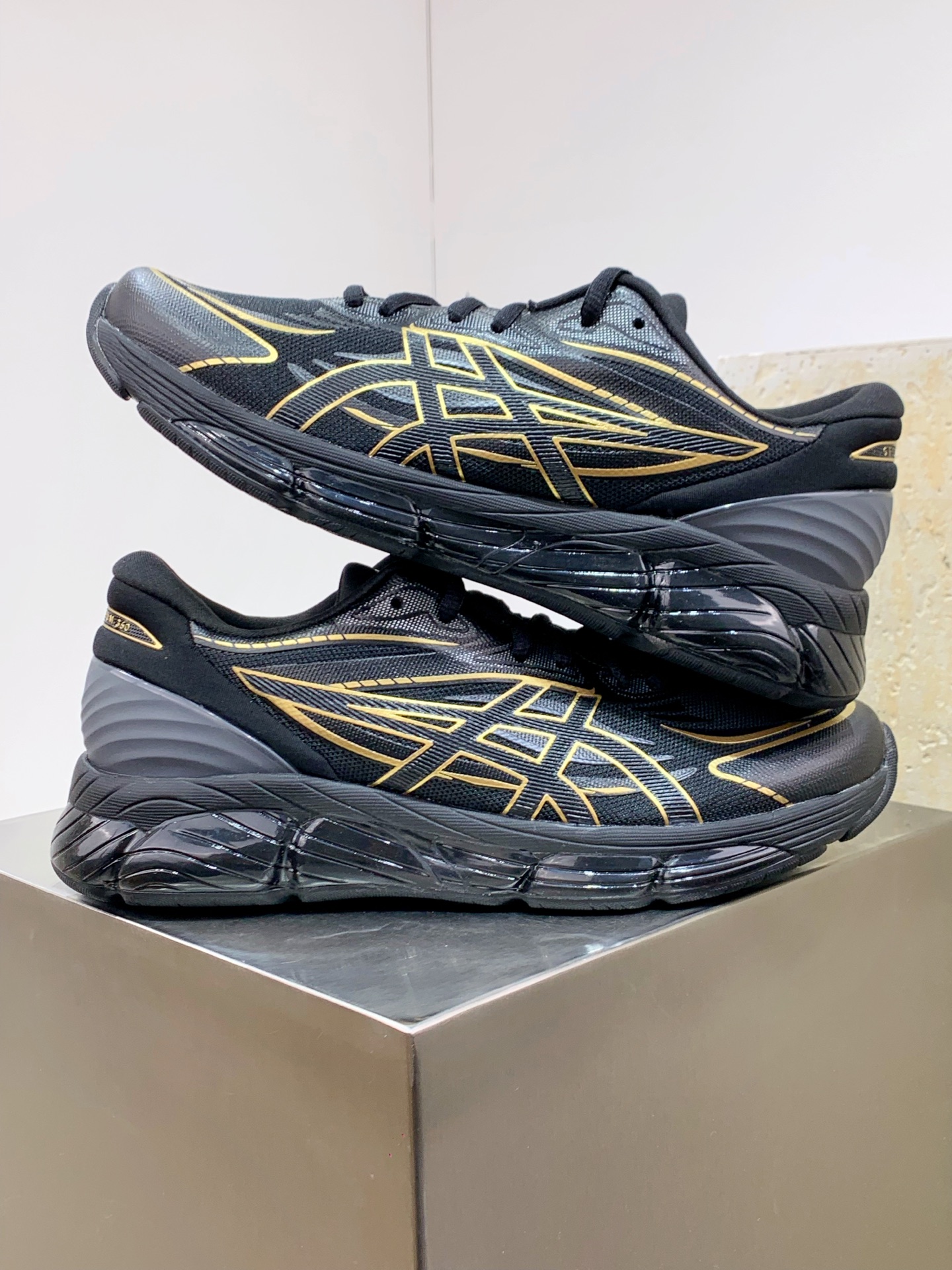 Asics Male Running Shoes Breathable M-l-s