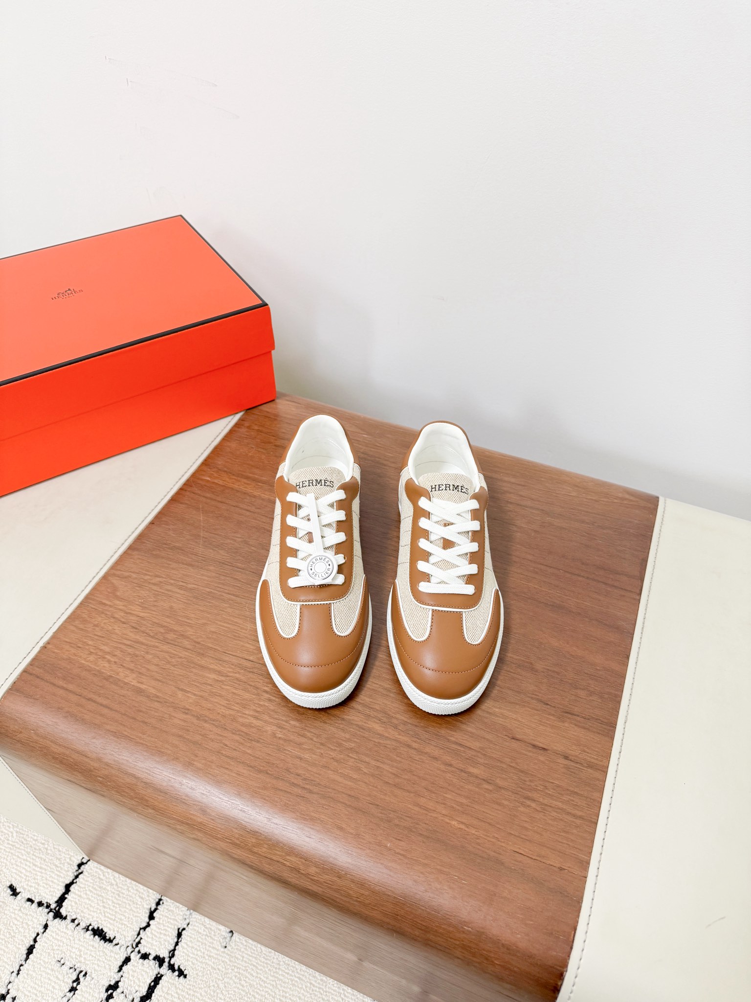 Hermes Female Sneakers White Breathable M