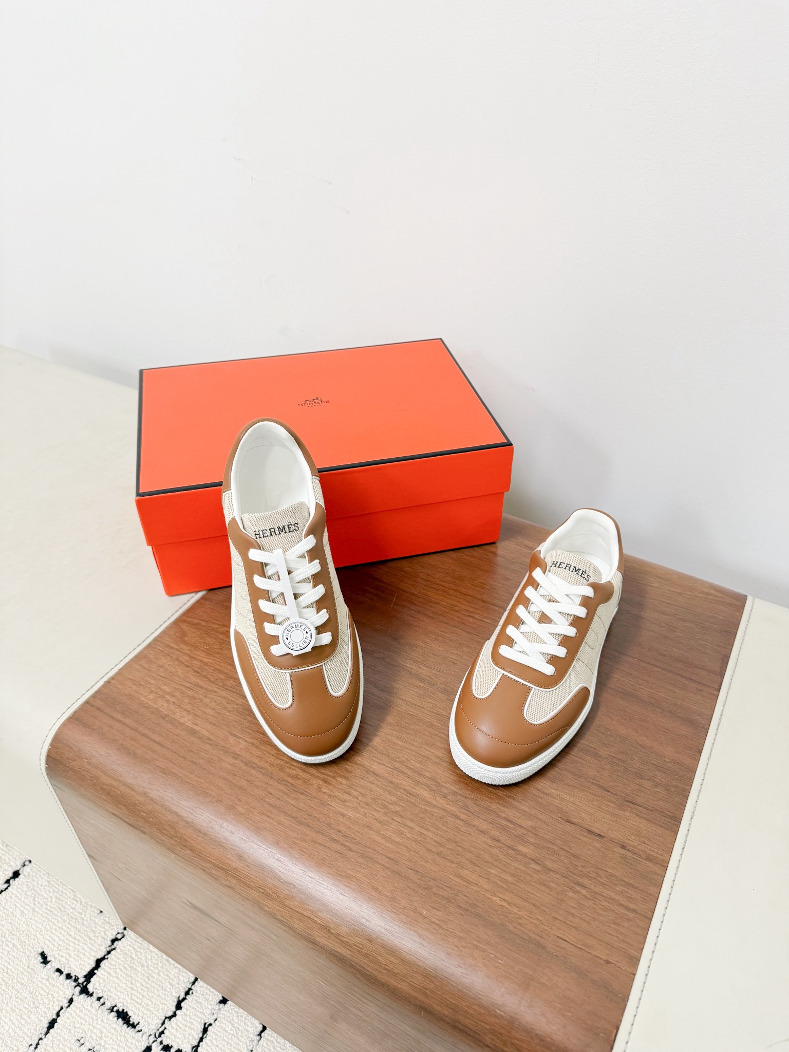 Hermes Female Sneakers White Breathable M