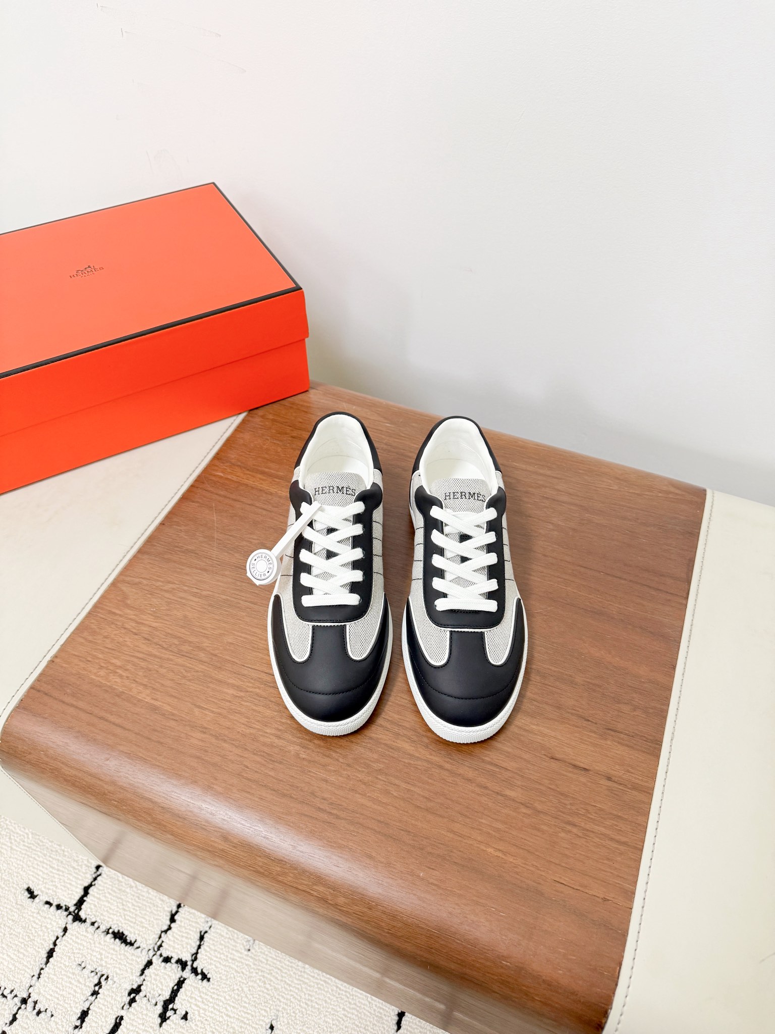 Hermes Female Sneakers White Breathable M