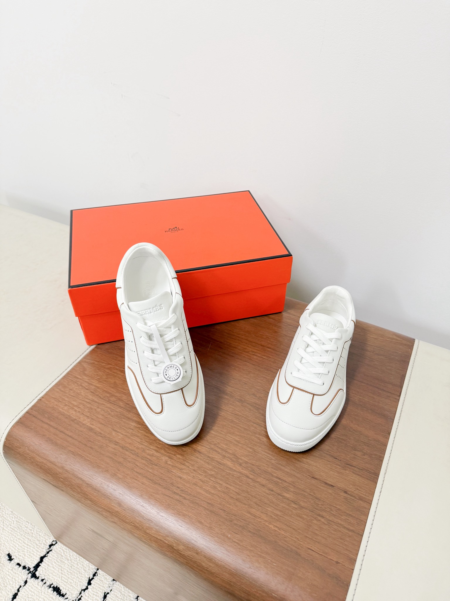 Hermes Female Sneakers White Breathable M