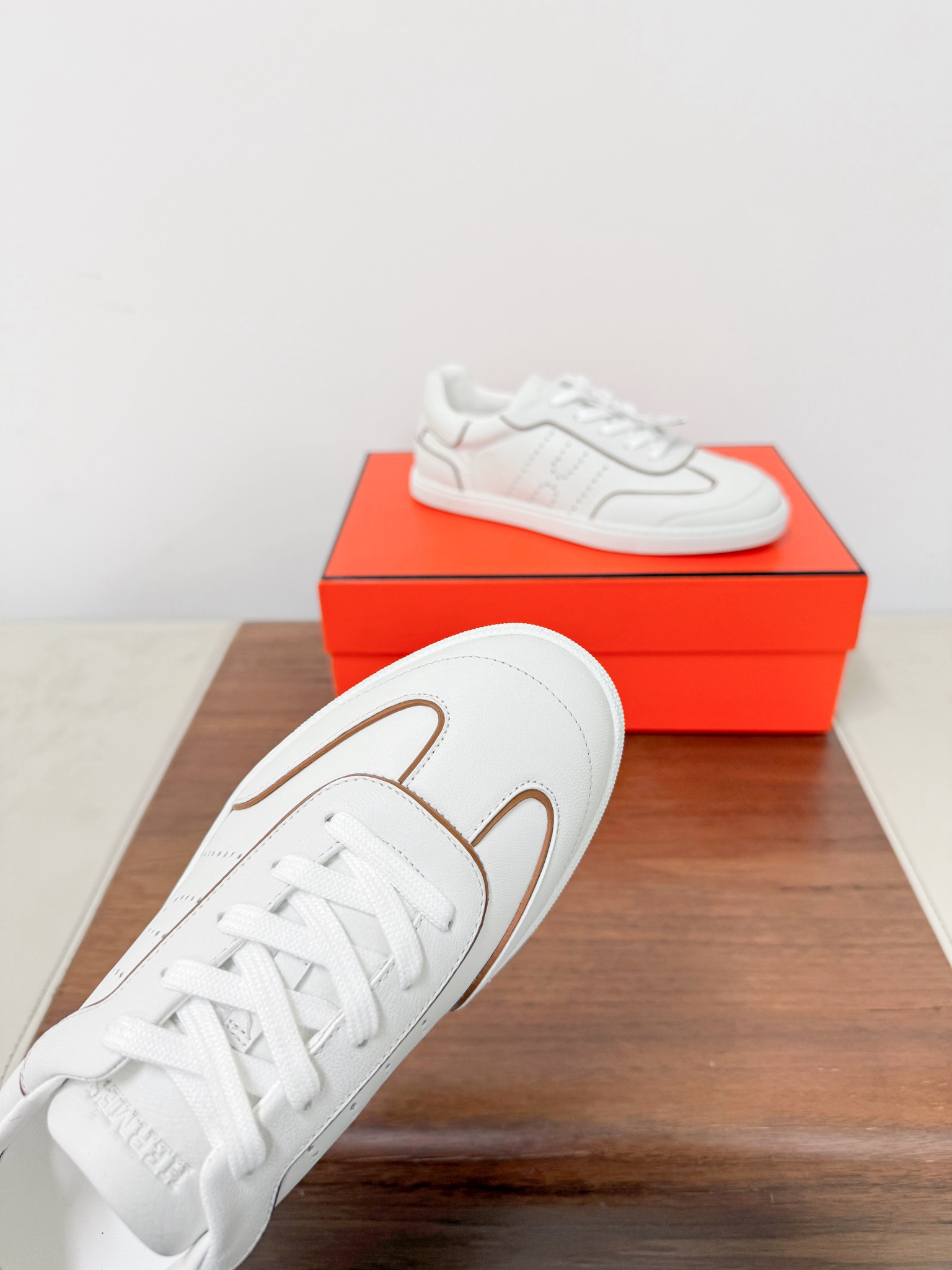 Hermes Female Sneakers White Breathable M