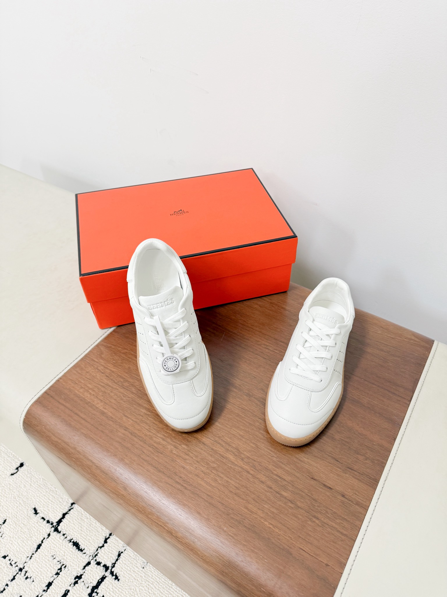 Hermes Female Sneakers White Breathable M