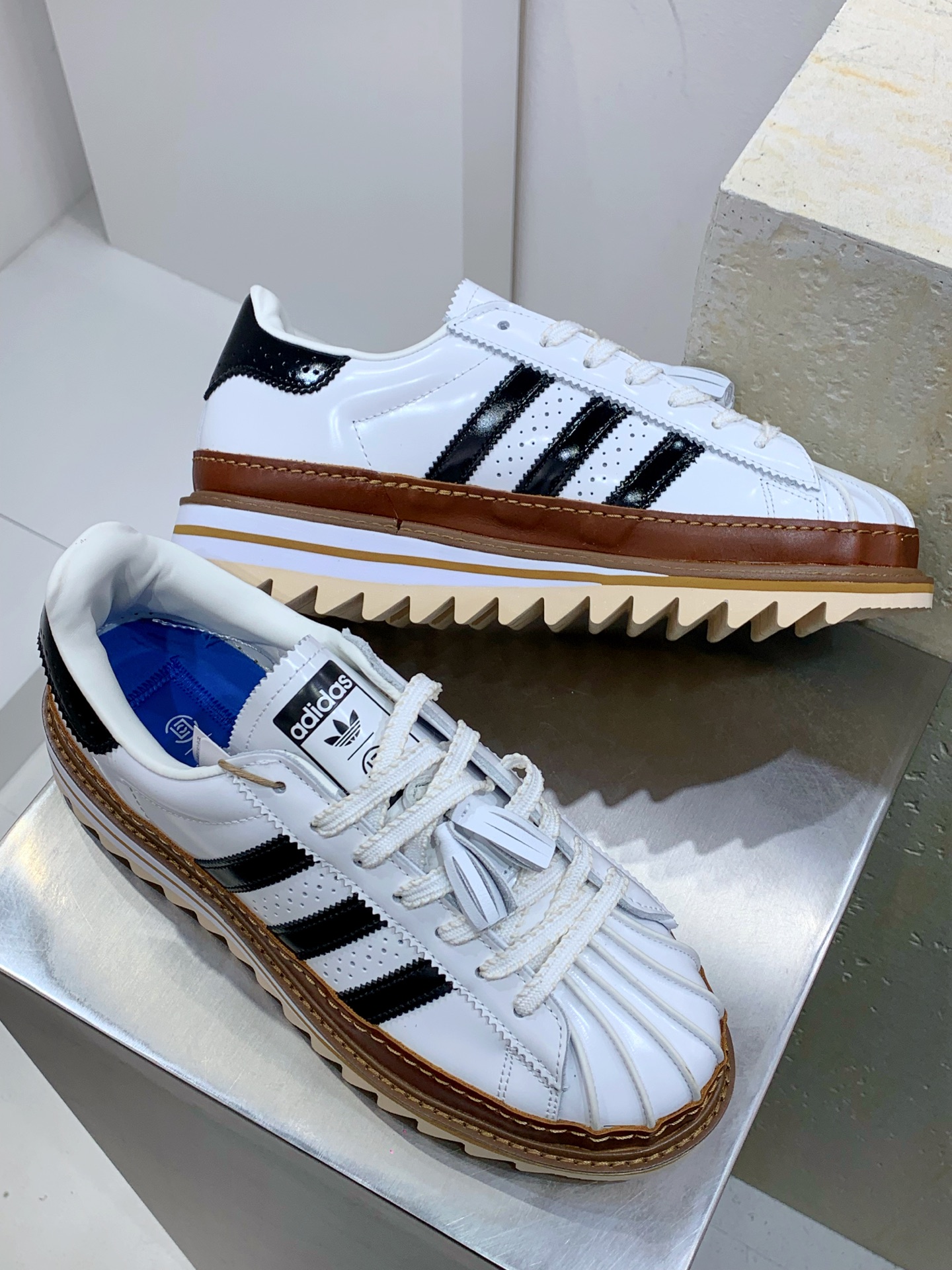 Adidas Calvin Klein New Balance Nike The North Face Male Sneakers M-l-s