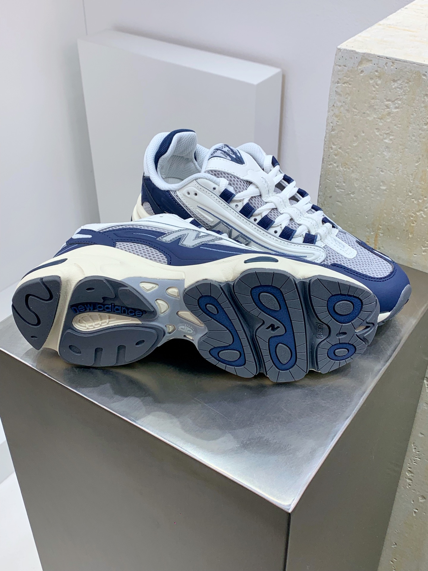 New Balance Nike Male Running Shoes Mesh Pink M-l-s