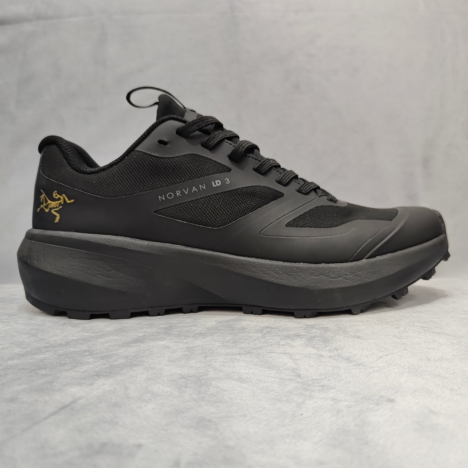 Arcteryx Running Shoes M-l