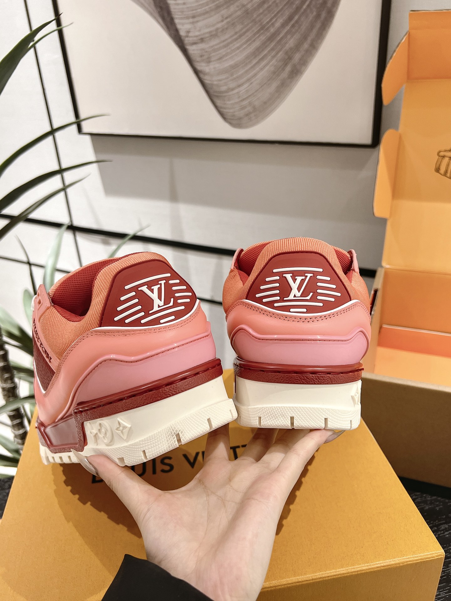 Louis Vuitton Male Basic Shoes L