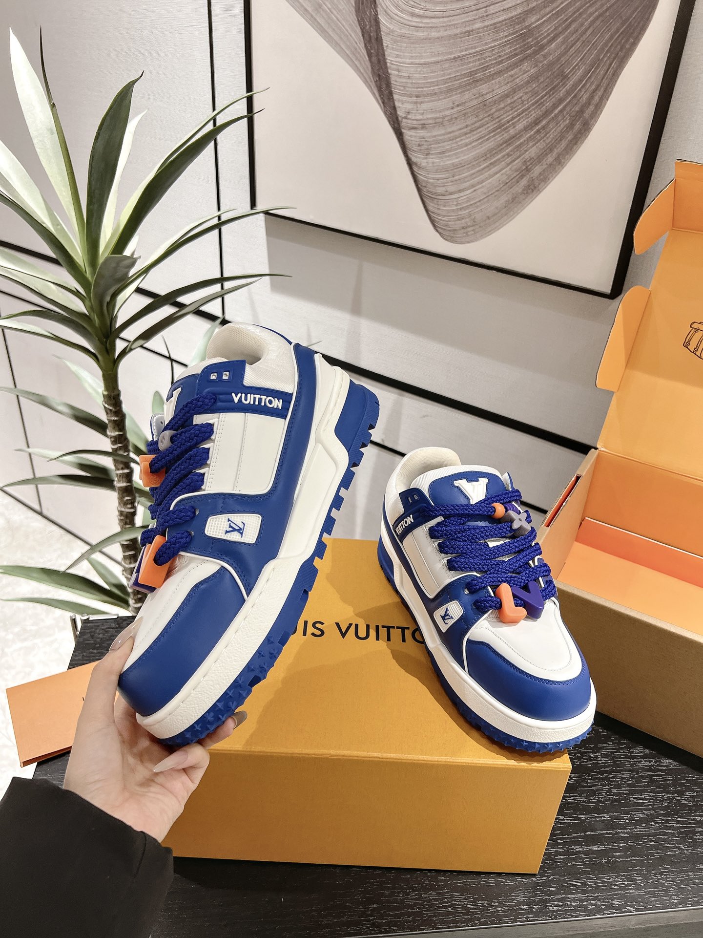 Louis Vuitton Male Basic Shoes L