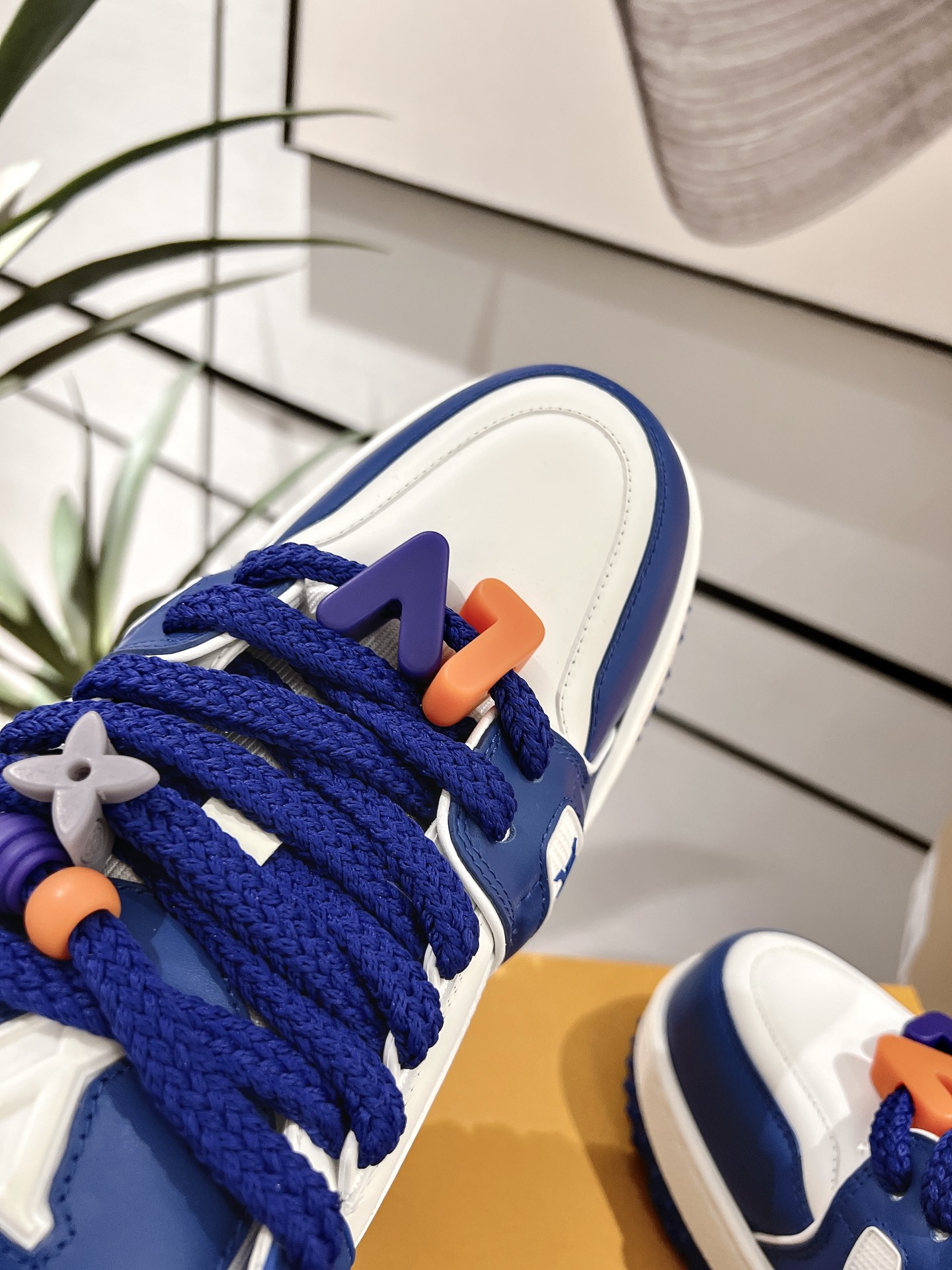 Louis Vuitton Male Basic Shoes L