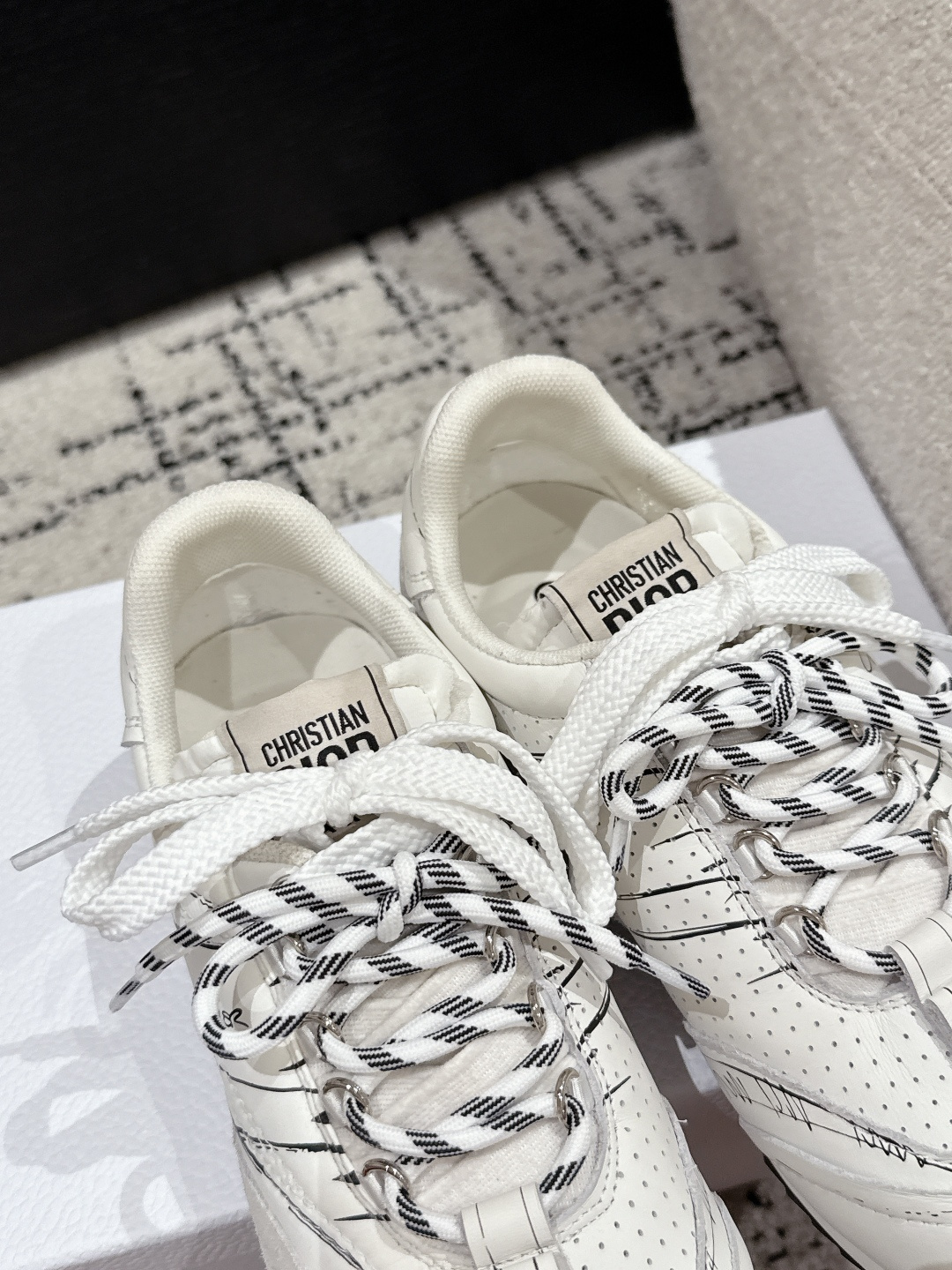 Dior Male Sneakers Breathable S