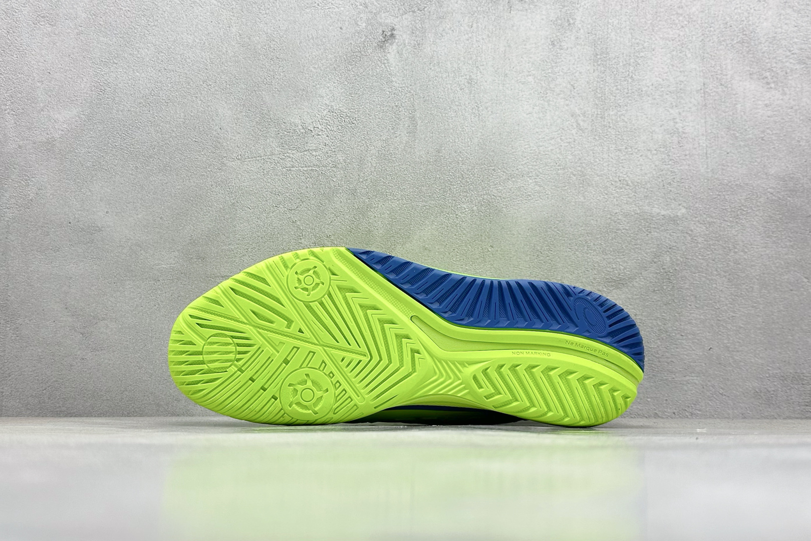 Asics Running Shoes M-l-s