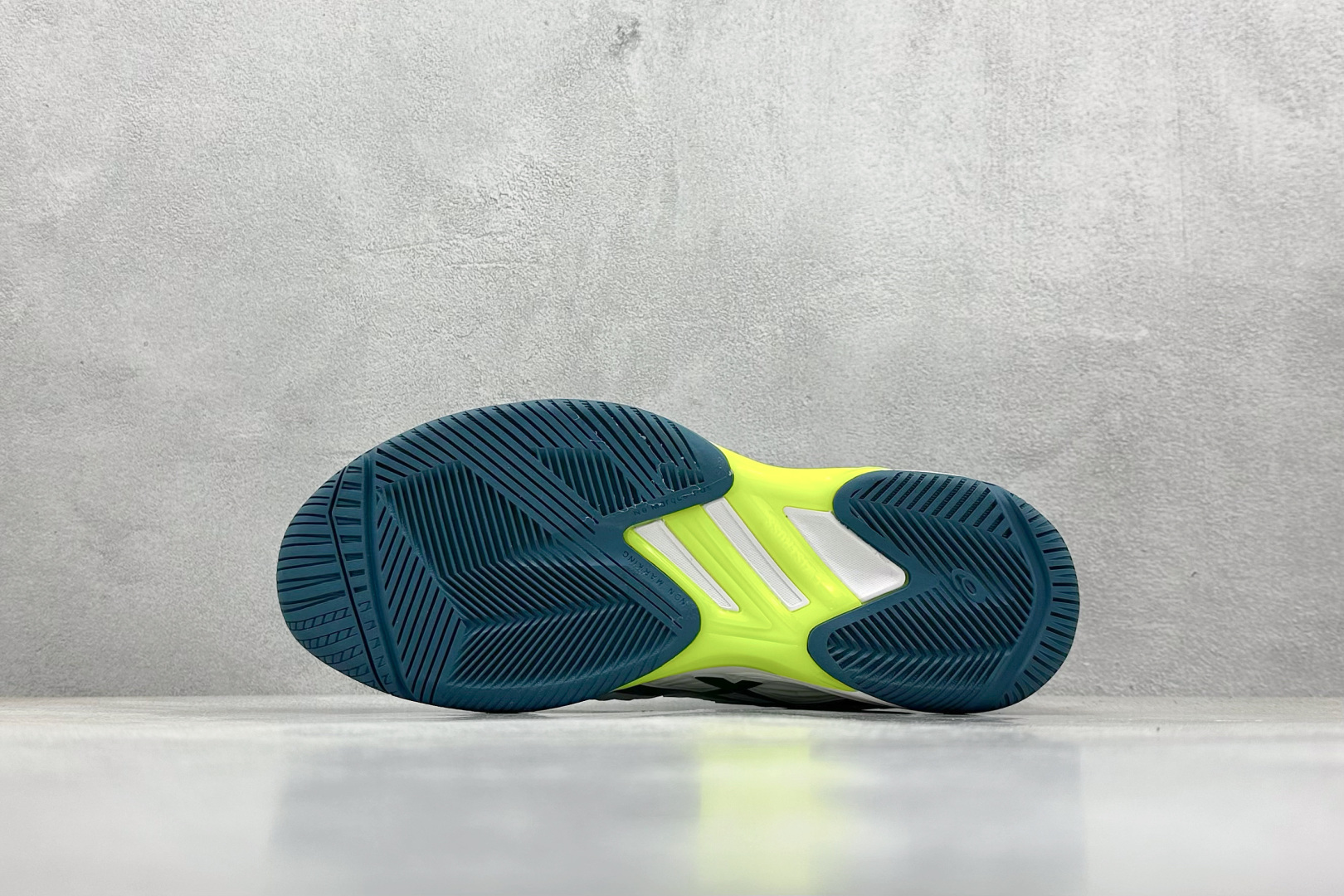 Asics Running Shoes M-l-s