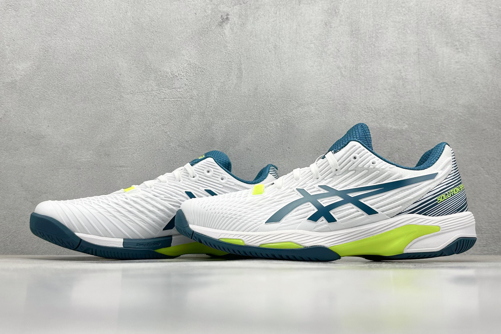 Asics Running Shoes M-l-s