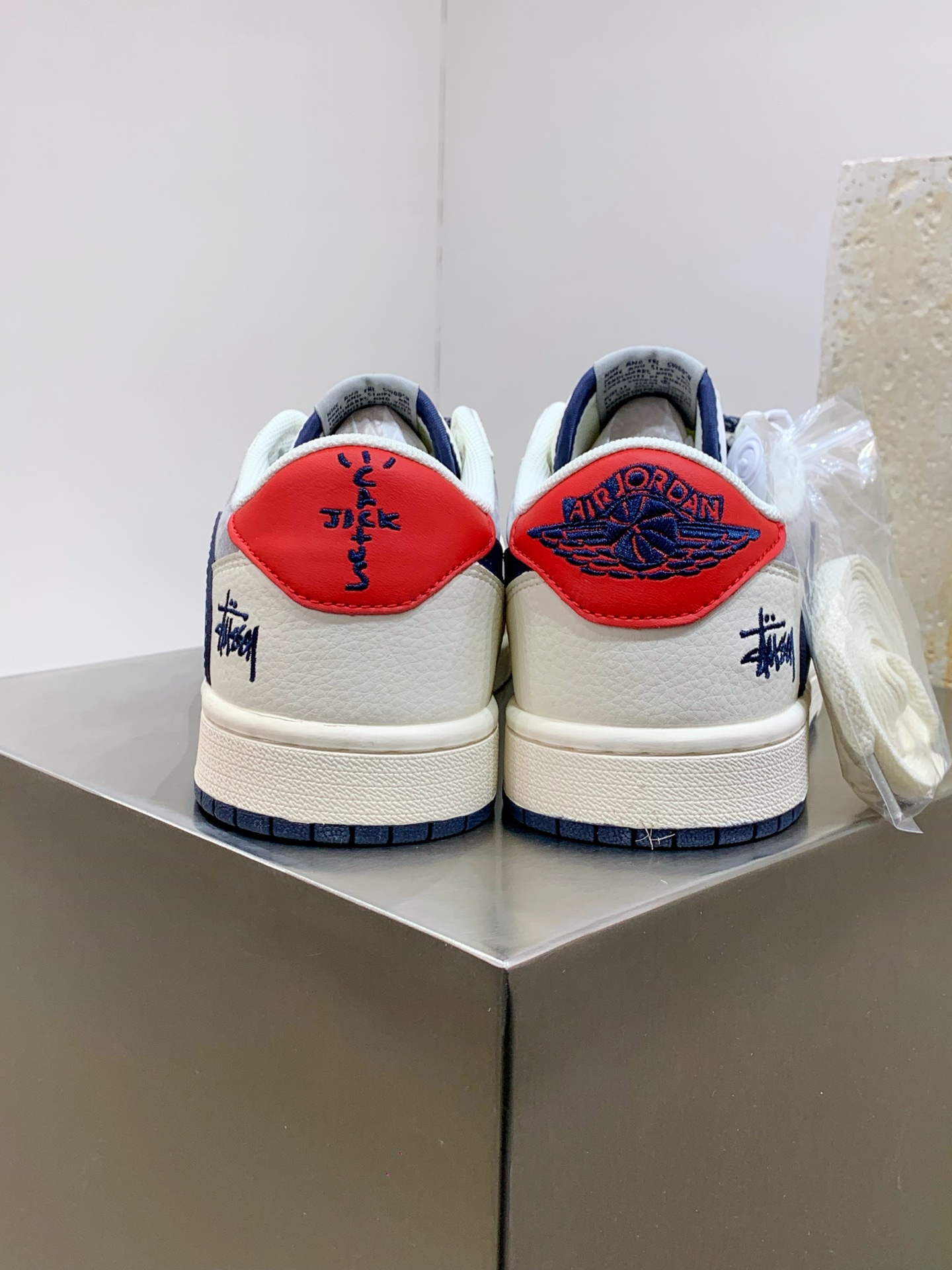 Jordan Nike Basic Shoes L-s