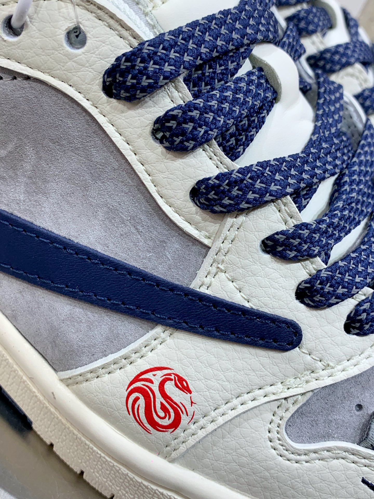 Jordan Nike Basic Shoes L-s