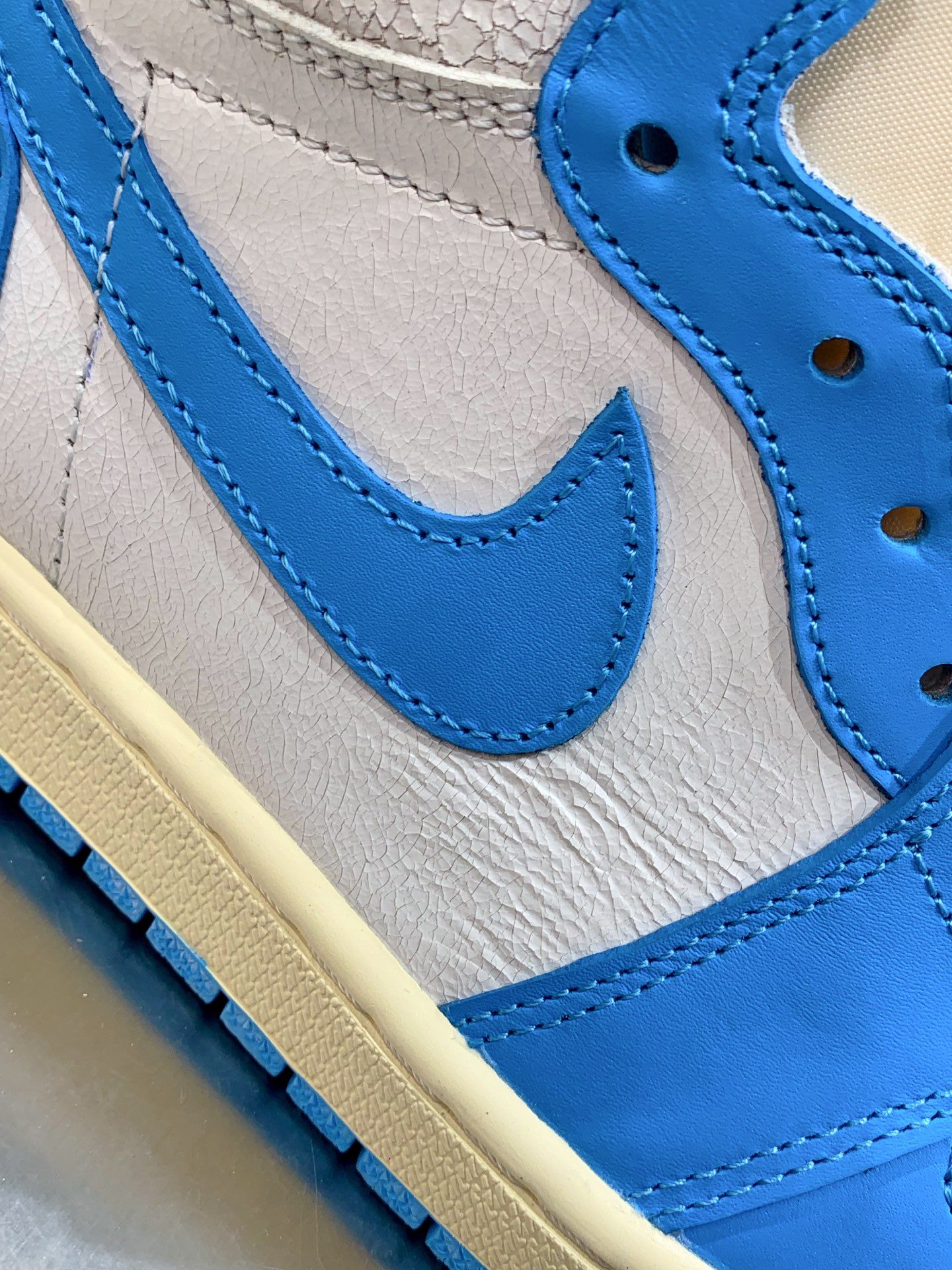 Jordan Nike Basic Shoes L-s