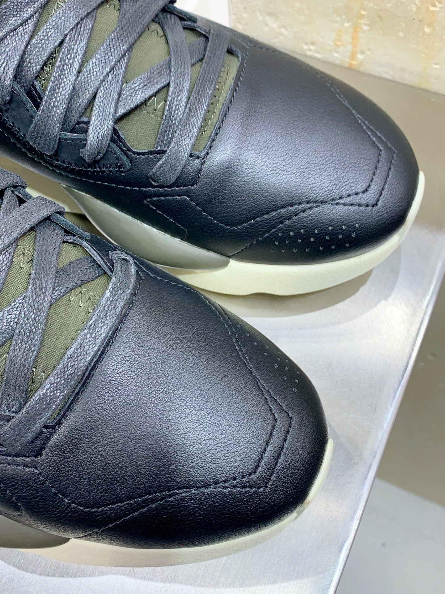 Nike Male Running Shoes White Breathable S