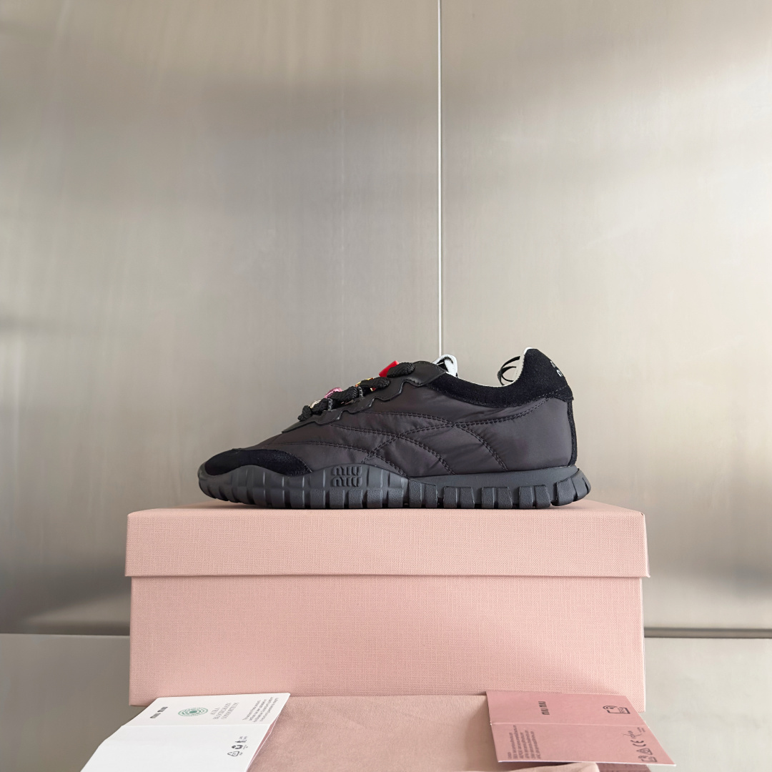 Miu Miu Female Sneakers Breathable M-s