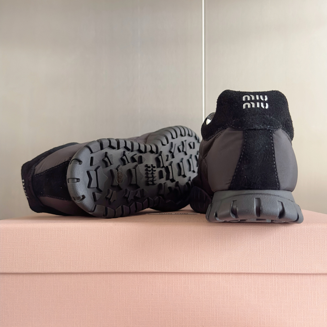 Miu Miu Female Sneakers Breathable M-s