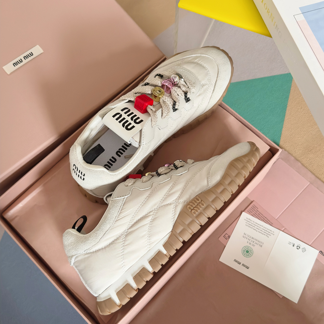 Miu Miu Female Sneakers Breathable M-s
