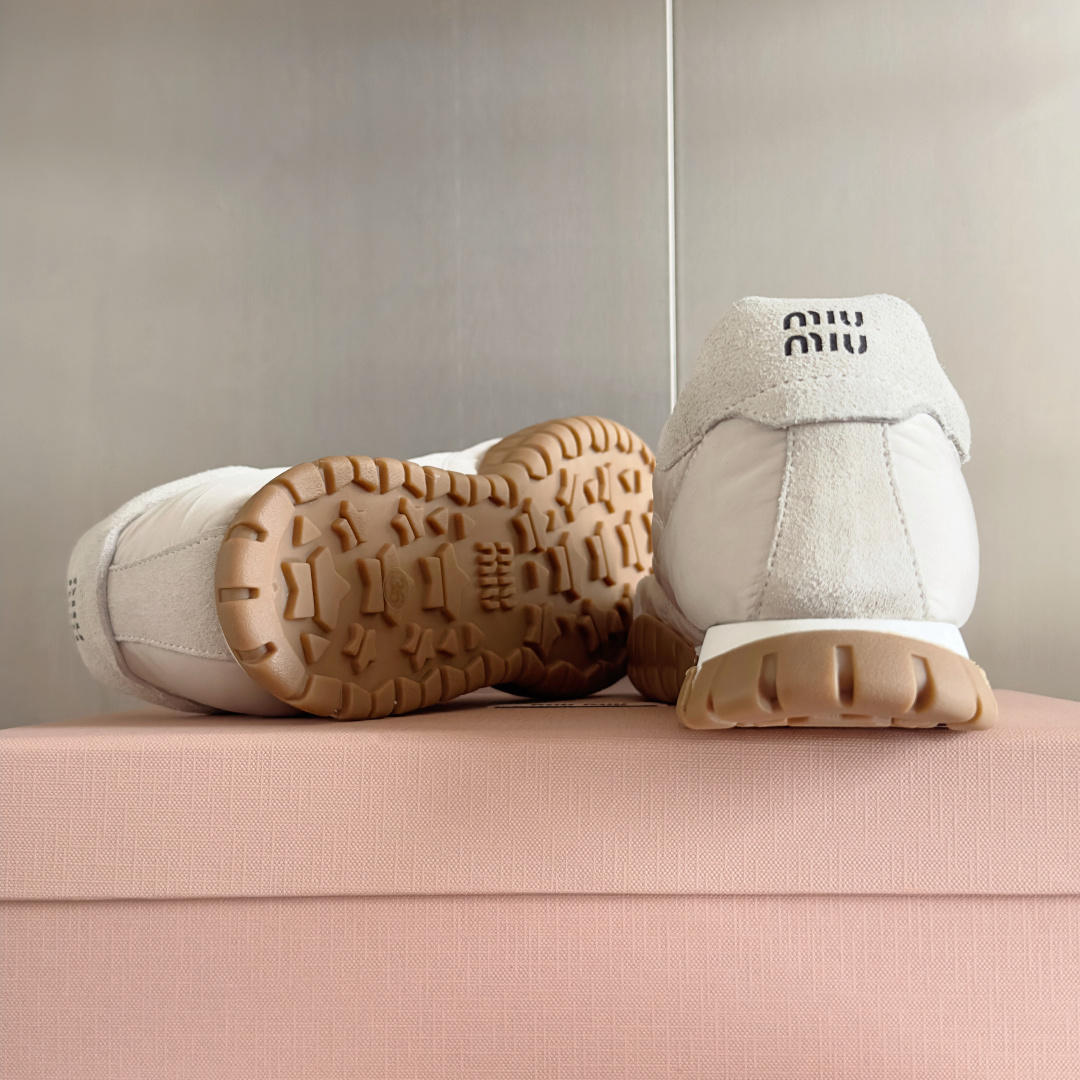 Miu Miu Female Sneakers Breathable M-s