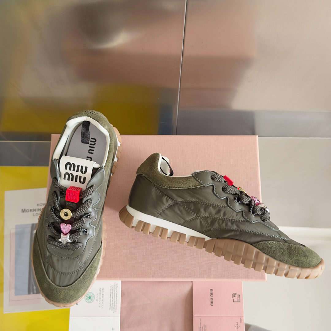 Miu Miu Female Sneakers Breathable M-s