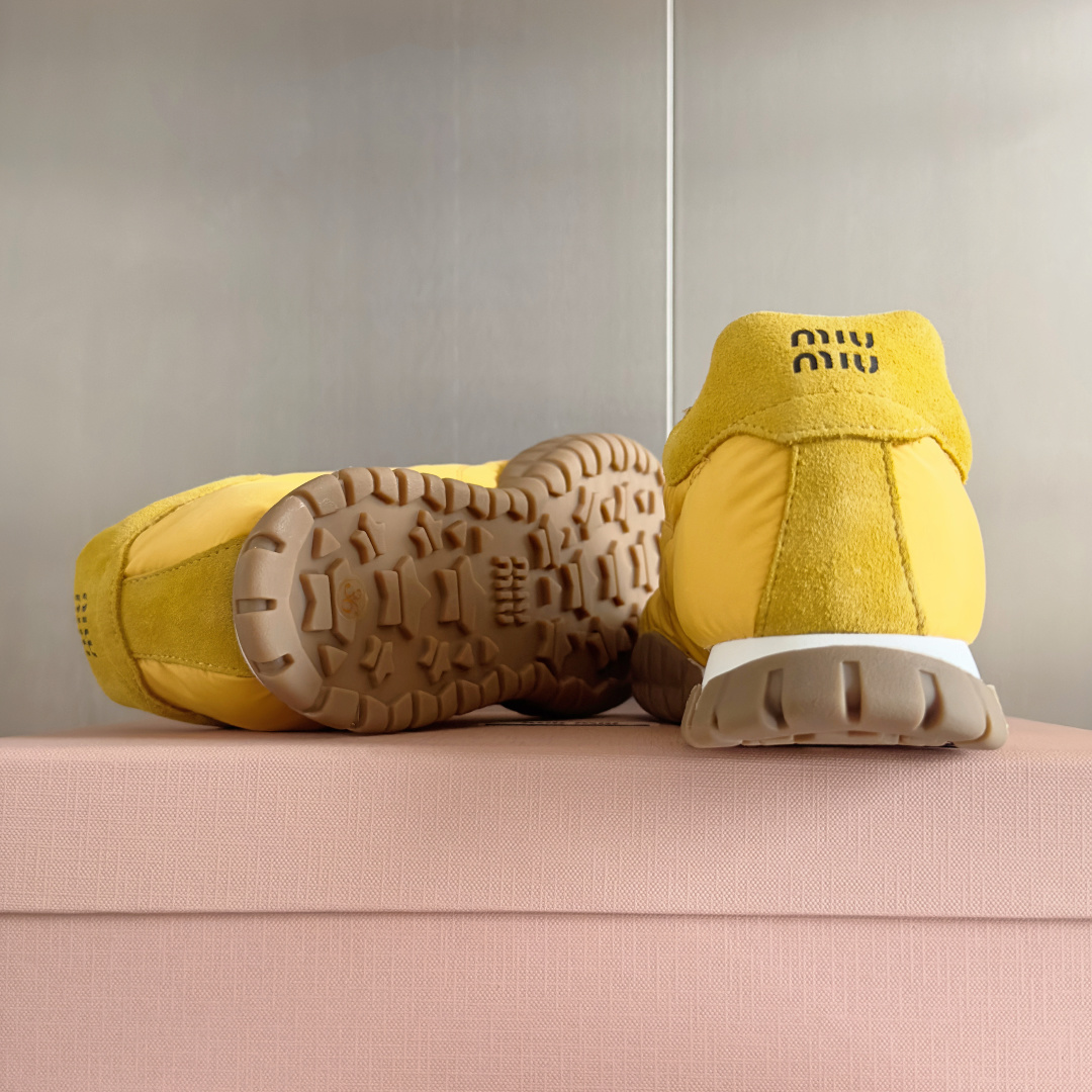 Miu Miu Female Sneakers Breathable M-s