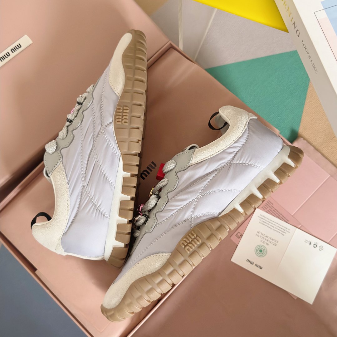 Miu Miu Female Sneakers Breathable M-s