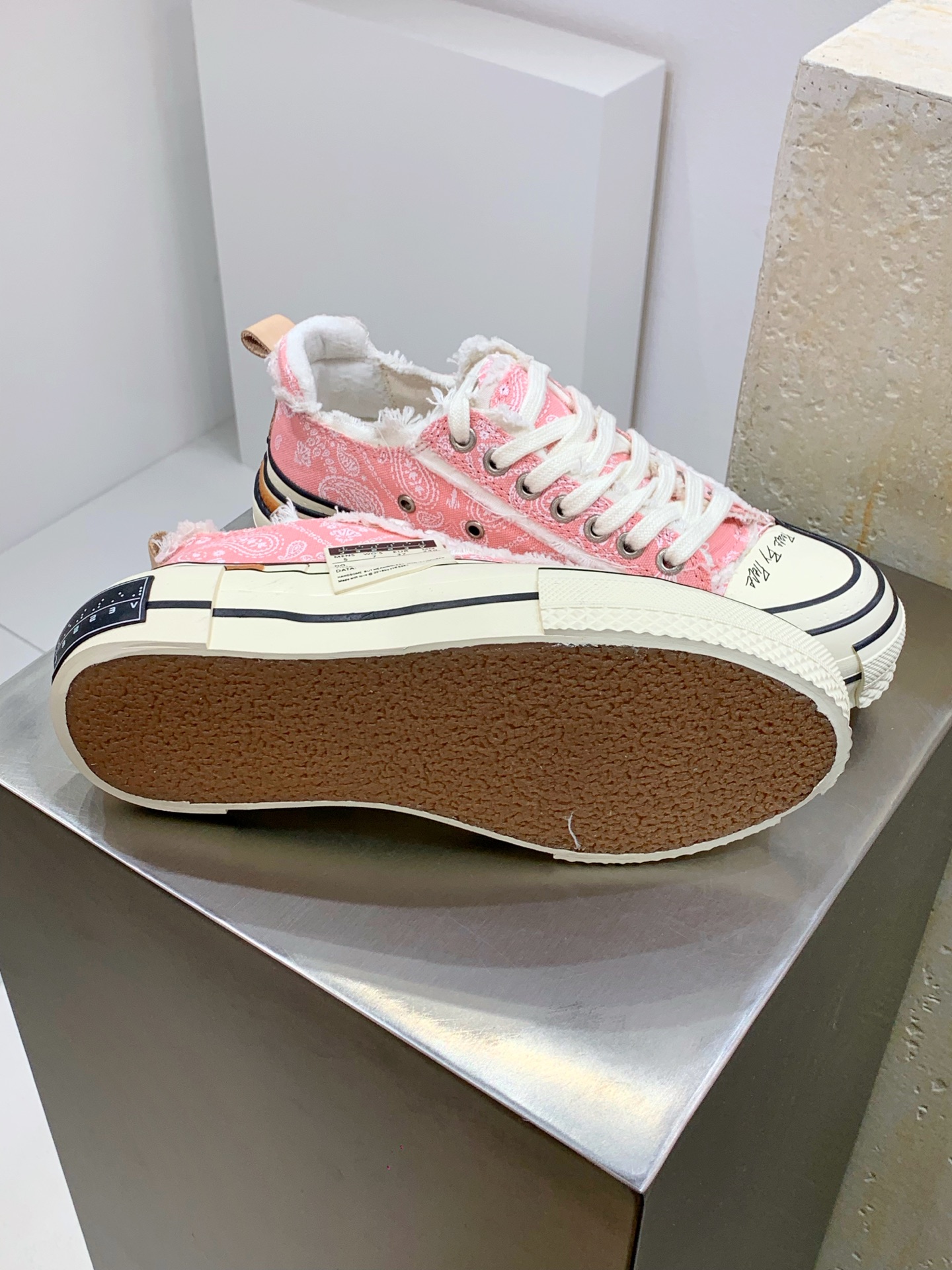 Adidas Calvin Klein Female Board Shoes M-l-s