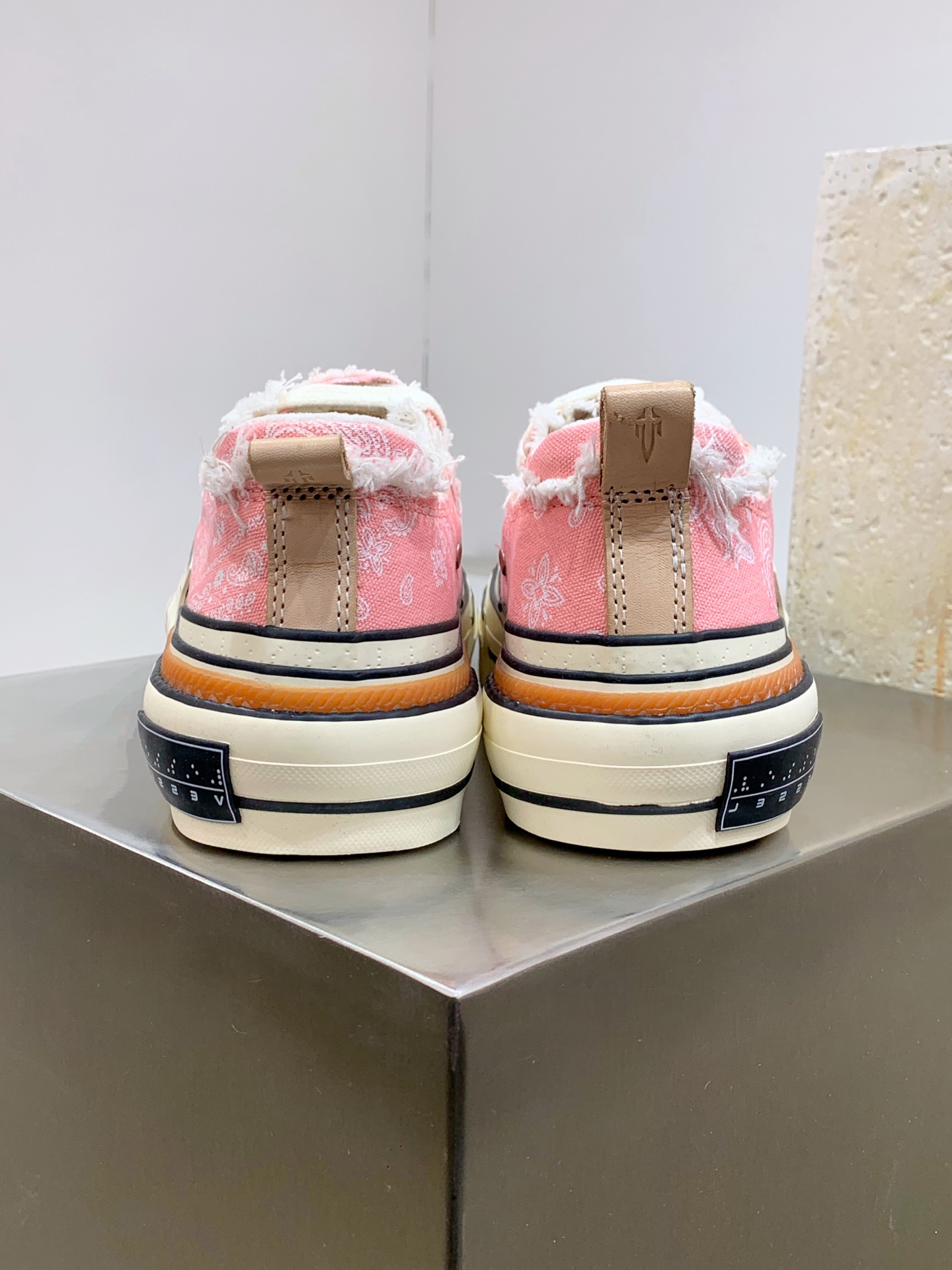 Adidas Calvin Klein Female Board Shoes M-l-s