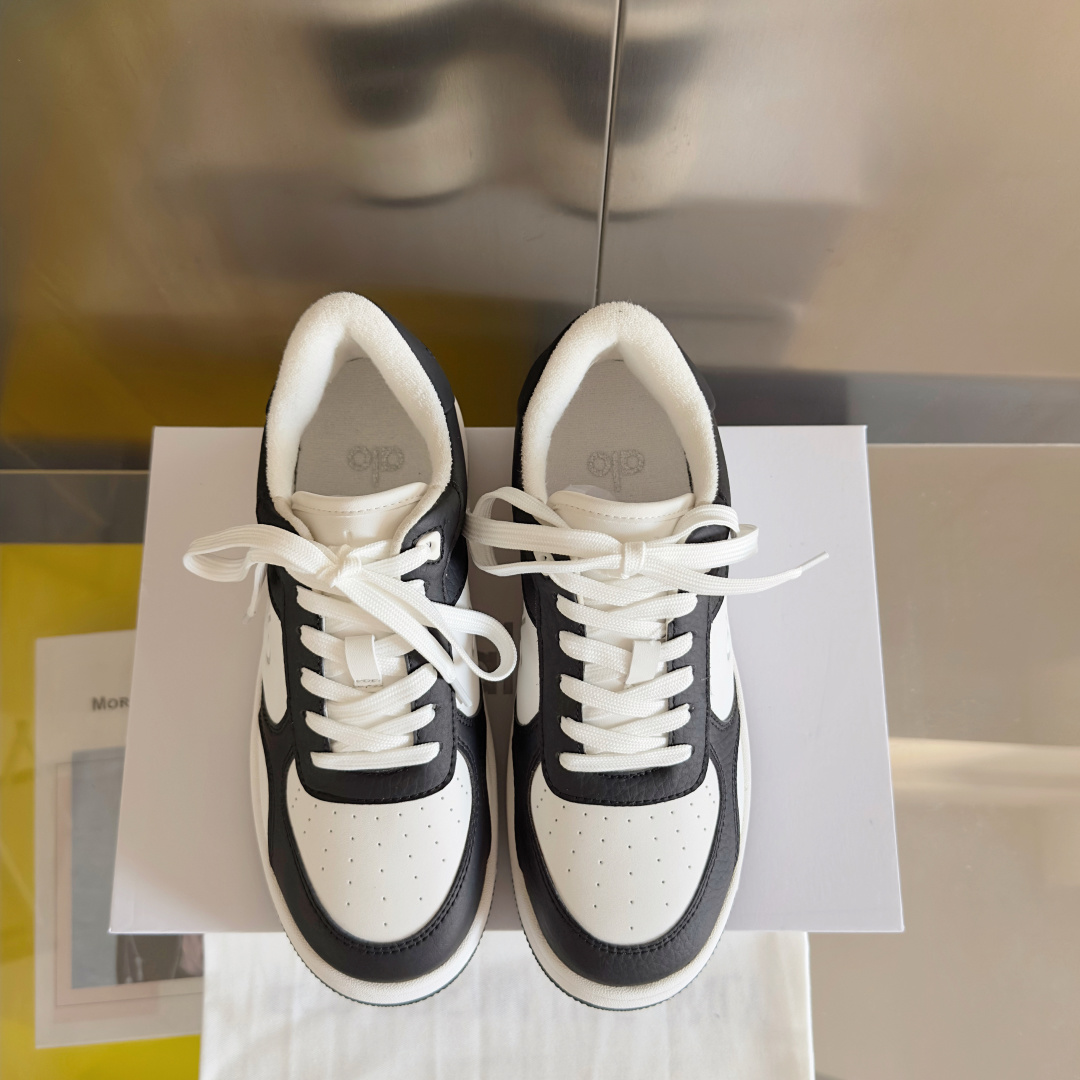 Nike Female Sneakers Breathable M-l-s