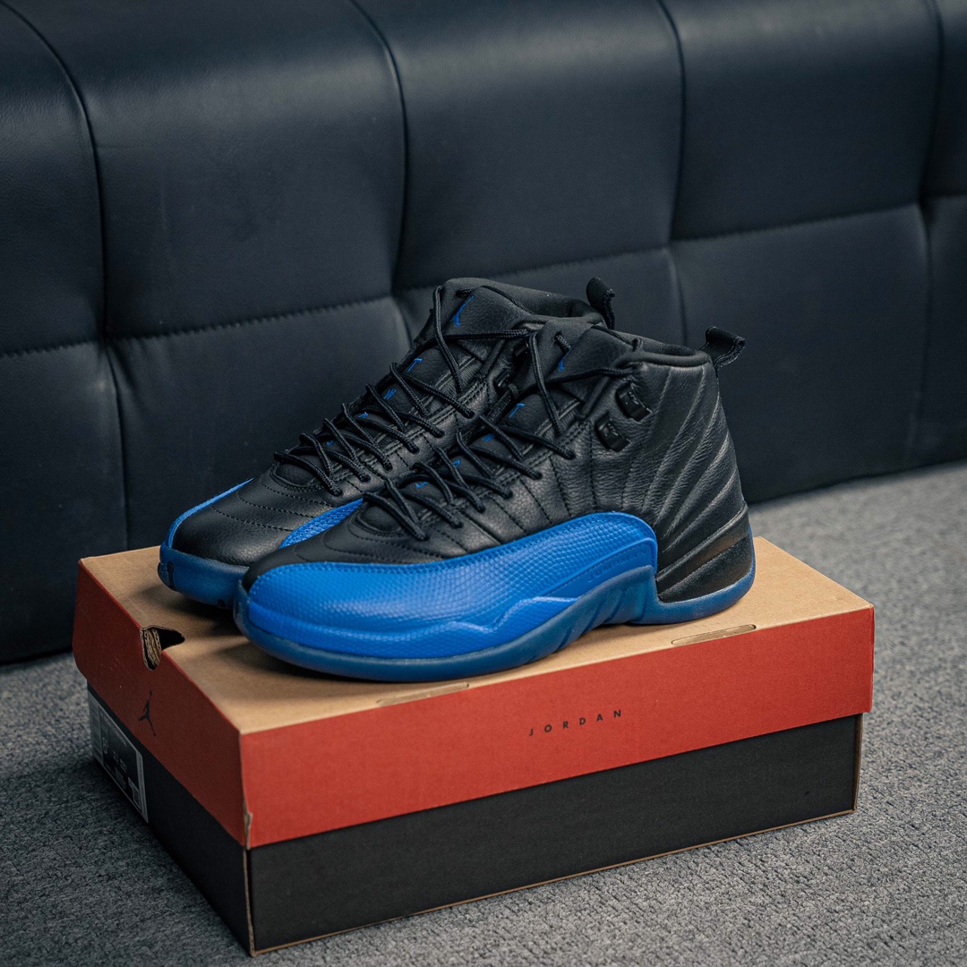 Jordan Nike Sneakers Black M-l