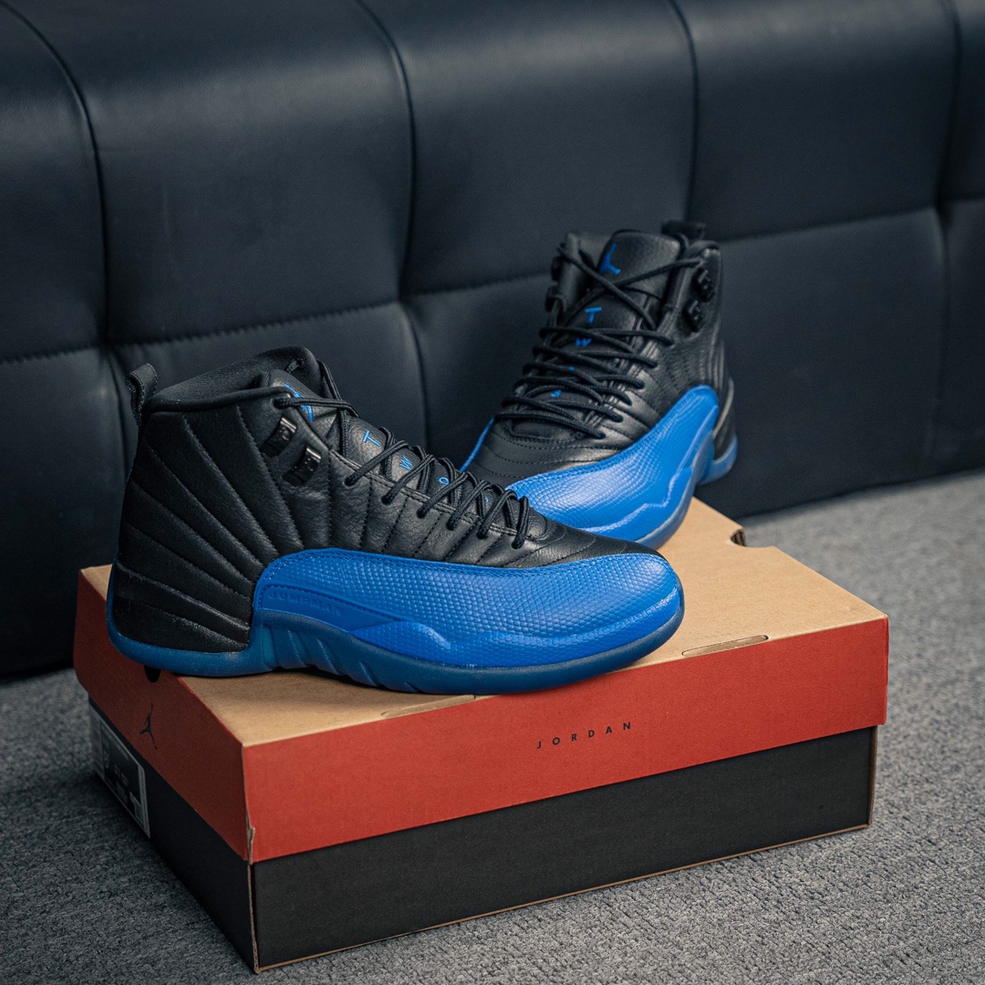 Jordan Nike Sneakers Black M-l