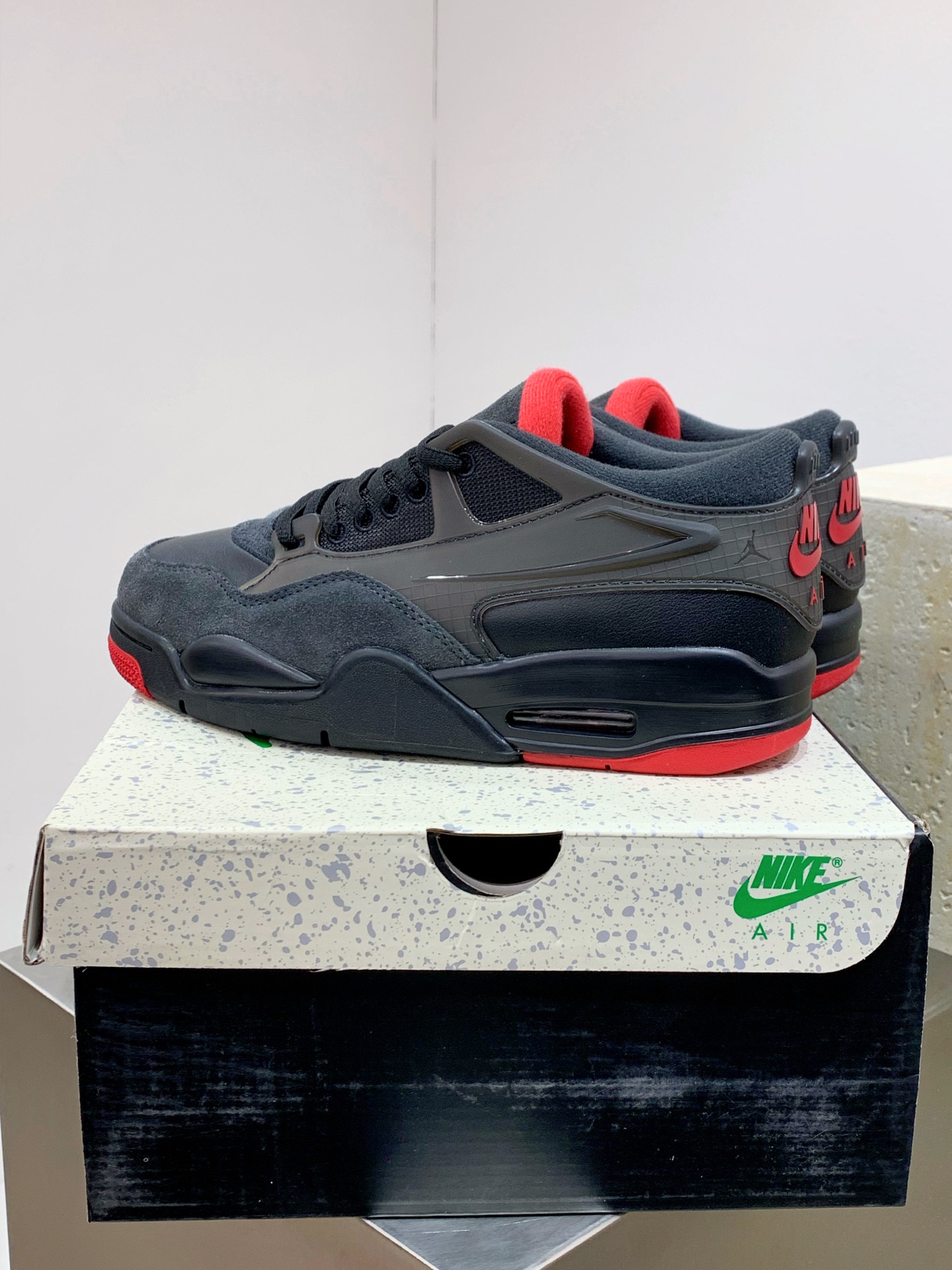 Jordan Nike Basic Shoes M