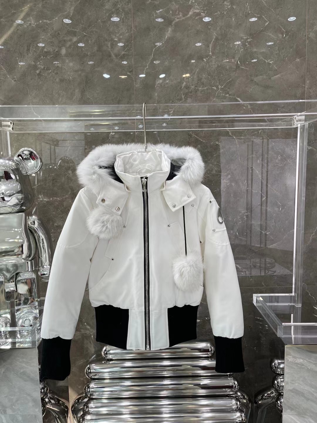 Calvin Klein Canada Goose Female Basic Shoes M-l-s-xl